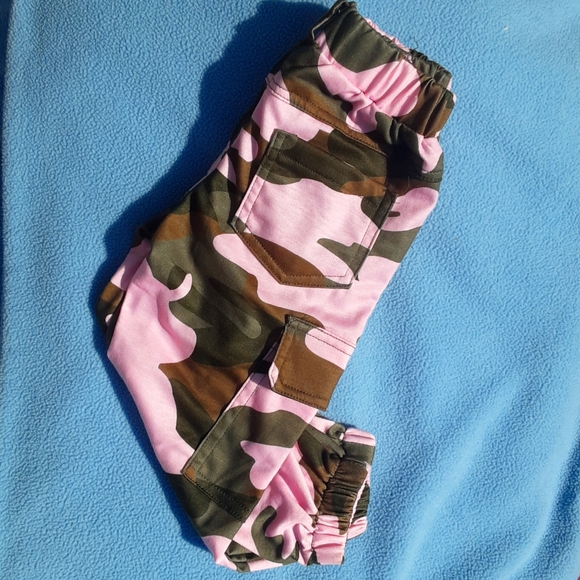 🍀3/15 Pink Camo Baby Jogger Pants 💞🤎 - Picture 2 of 6